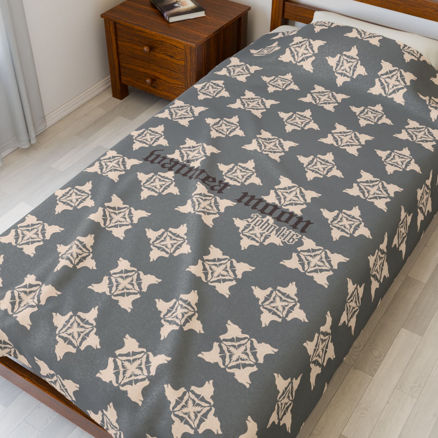 *NEW* Pua'a Kuiki Blanket
