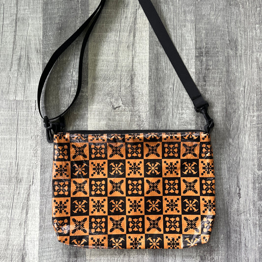 Nostalgia Quilt - Crossbody